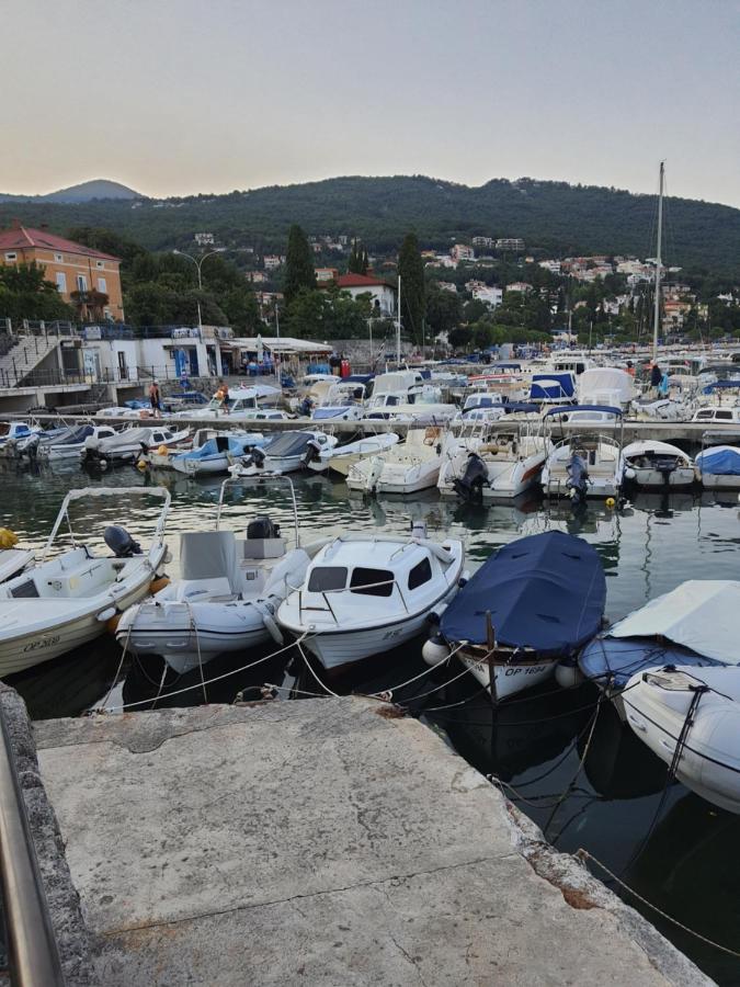 Family Apartment Center Opatija Exterior foto